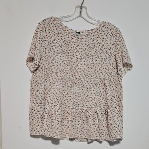 SHEIN Cream and Red Floral Blouse Tiered Loose Top Sz Large Short Sleeve